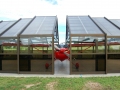 Retractable airplane hangar