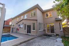 15-A189-16BackofhousewithpoolEnclosure